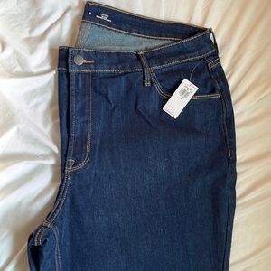 Women’s old navy high waisted wow super skinny jeans  color:dark wash